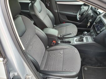 Škoda Octavia III ELEGANCE combi 2.0TDi DSG XENON - 9
