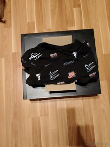 Mystery box - 9