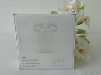 Apple AirPods sluchátka s pouzdrem (2. generace) - 9