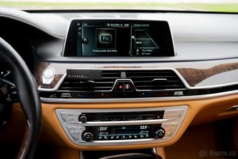 BMW 760 Li - 9