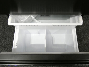 Chladnička Hisense RF540N4SBF2 - se zárukou - 9