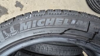 Zimní pneu 225/45/18 Michelin - 9