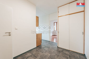 Pronájem bytu 3+1, 68 m², Blatná, ul. Na Bílé husi - 9