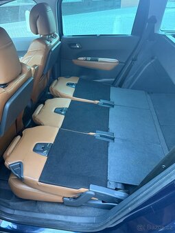 Peugeot 5008 1.6 115 kw NEJVYŠŠÍ VÝBAVA - 9