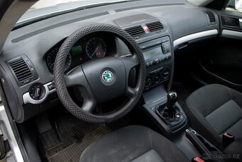Škoda Octavia 1.6 MPI Ambiente - 9