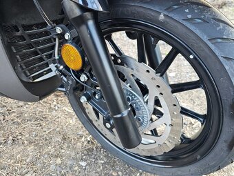 Kymco Agility 300i r.v. 2021 - 9