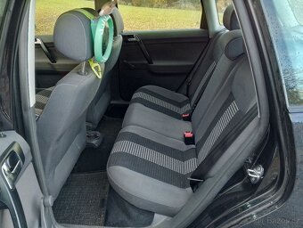 Volkswagen Polo 1.2 HTP  rok 2009 - 9