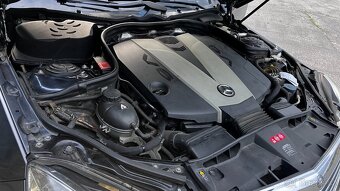 MERCEDES -BENZ E 300 CDI 4MATIC / W 212 / - 9