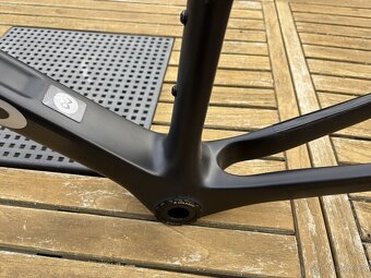 Colnago V4Rs Emirates, vel.455 (165-175cm) - 9