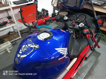 Honda CBR 600 F - 9
