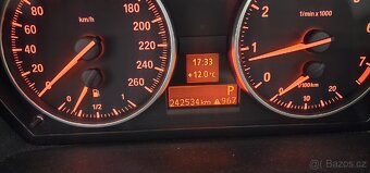 BMW 320i 125kw Automat - LCI - Kůže, Velká NAVI, Panorama - 9