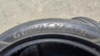 Letní pneu 245/40/19 Good Year - 9