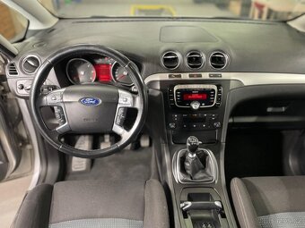 Ford S Max 2,0TDCi-103kw-Titanium-1.maj-prav.servis - 9