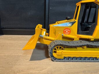 Buldozer CAT - Bruder toys - 9