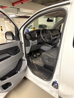 Opel Vivaro - 9