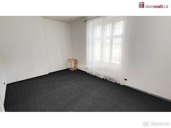 Světlý byt 3+kk, 65 m2, 1.patro, OV, zahrada 375 m2, Praha 5 - 9