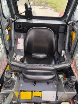 Pásový - šmykový nakladač Takeuchi TL120. Kúrenie, klíma. - 9