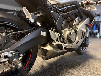 CF MOTO 675 SR-R - 9