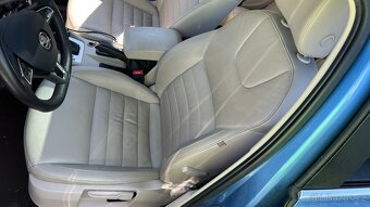 Prodáme naší Ocatavii Combi - bílá kůže, panorama, DSG - 9