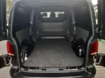 VW Transporter T6,1 Bulli, DSG,2,0 110kw, r.v.2023,5míst DPH - 9