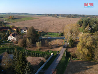 Prodej pozemku k bydlení, 1639 m², Veliny - 9