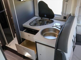 CI Caravans International Ostatní 2,0 TDCI 125kW CZ DPH Záru - 9