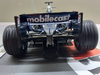 F1 WILLIAMS COSWORTH FW28 NICO ROSBERG HOTWHEELS 1:18 - 9