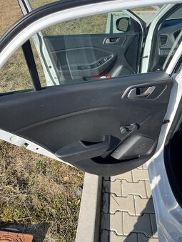 Hyundai i20 1.2 5MT - 9