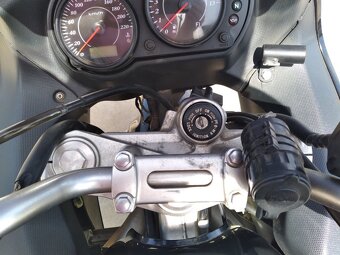 KAWASAKI ER6-F - 9