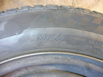 Prodám 4 orig.15"plech.kola + zim.pneu.O.MERIVA185/60/15 - 9