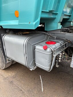 Tatra 815 sklápěč - 9