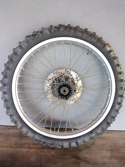 Přední vidlice+kolo - 9