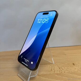 iPhone 15 Pro 256GB, černý, eSIM (12 měsíců záruka) - 9