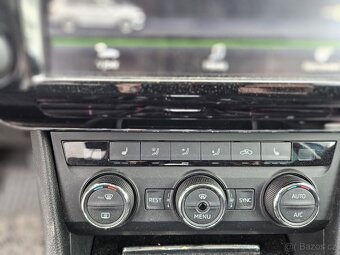 ŠKODA SUPERB COMBI 2.0 TDI 140KW/ DSG/ POJÍZDNÉ - 9