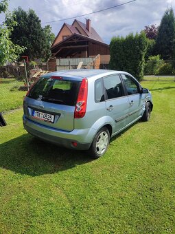 Prodám Ford Fiesta rv..2005, - 9