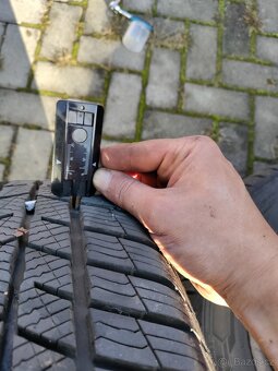 Sada zimních kol 195/65 R15 - 9