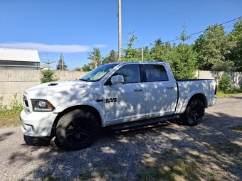 DODGE RAM 1500 SPORT 5.7 HEMI 2018 - 9