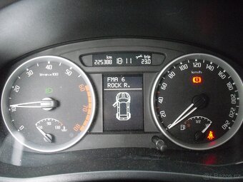 Skoda Fabia Sport 1.6 16v - 9