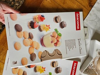 Silikonova forma na makronky tescoma - 9