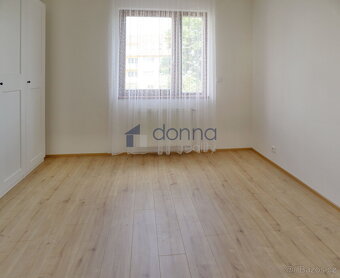 Pronájem bytu 2+kk, 68m2 + terasa 27m2, ul. Jitravská, Praha - 9