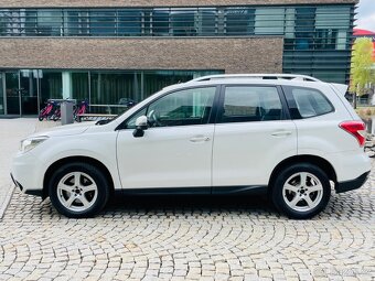 Subaru Forester 2.0 4x4 AUTOMAT LED KAMERA VÝHŘEV SERVISKA - 9