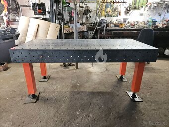 3D Svařovací stůl 2000x900x180mm, síla 10mm, systém 16 - 9