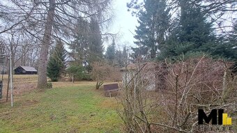 Prodej rodinného domu 435 m2 na pozemku o velikosti 1 790 m2 - 9