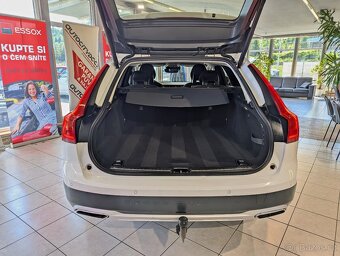 Volvo V90 2.0D4 CROSS COUNTRY, AWD, A/T, DPH - 9