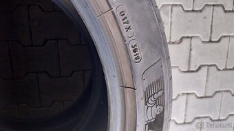 Prodám 2 x letní pneu Michelin 295/35/21 - 9