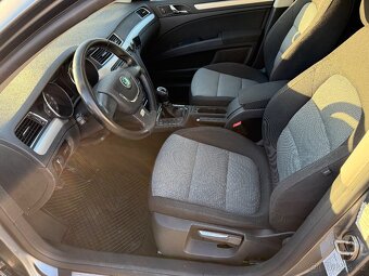 Škoda Superb 2.0 TDI 103 KW, 2012 - 9