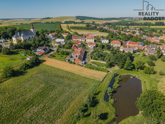 Prodej vily v Kučerově, Prodej bývalé fary Kučerov s velkou - 9