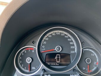 Volkswagen Up CNG 2022 kamera ČR DPH - 9