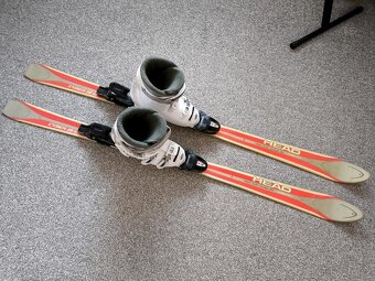 Lyže 150 cm plus boty č.5, dětská velikost - 9