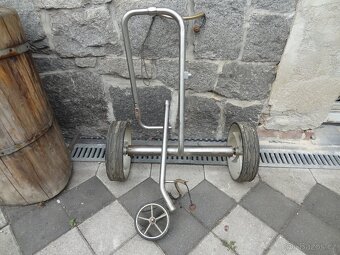 Skládací vozík. Nerez. - 9